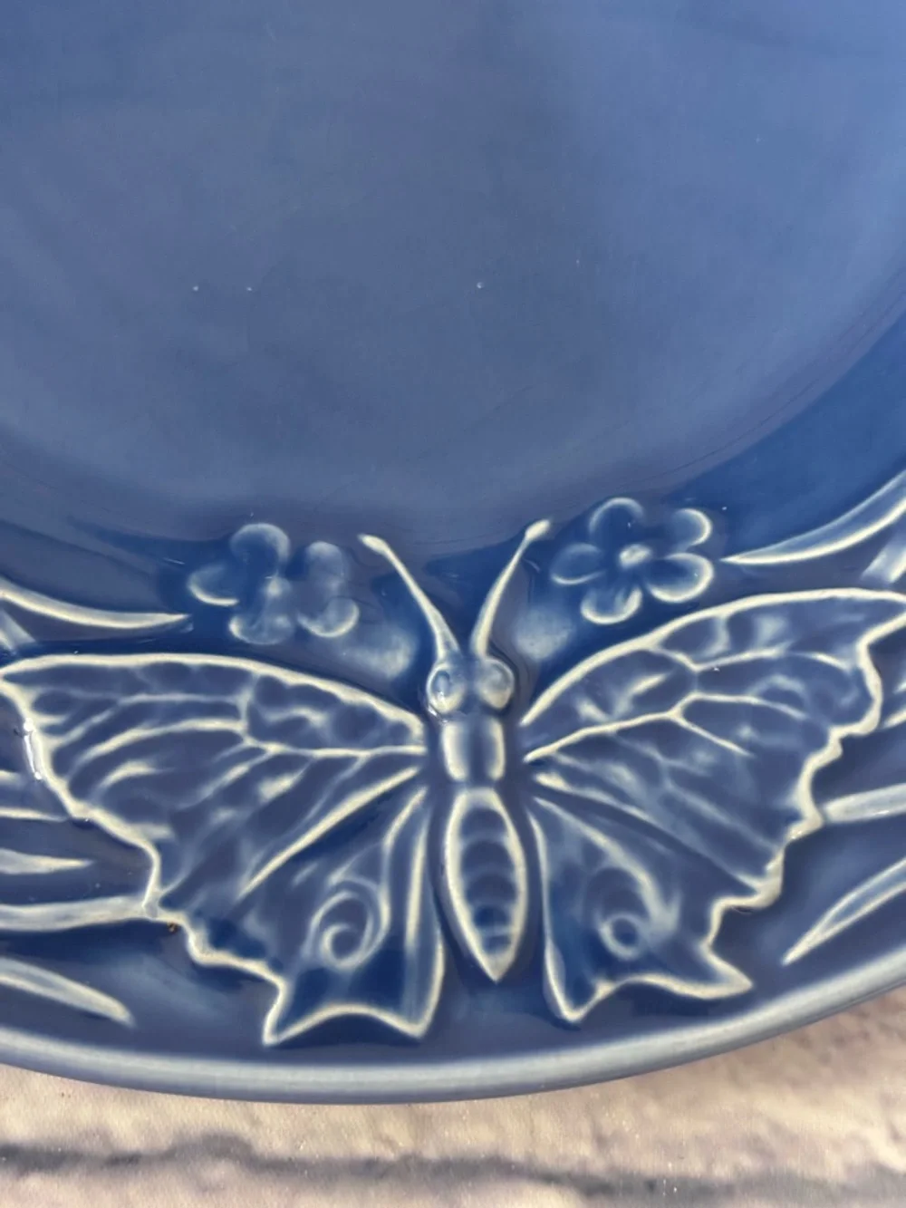 Bordallo Pinheiro Papillon 3 Blue Dinner Plates Butterfly & Wheat,  Portugal